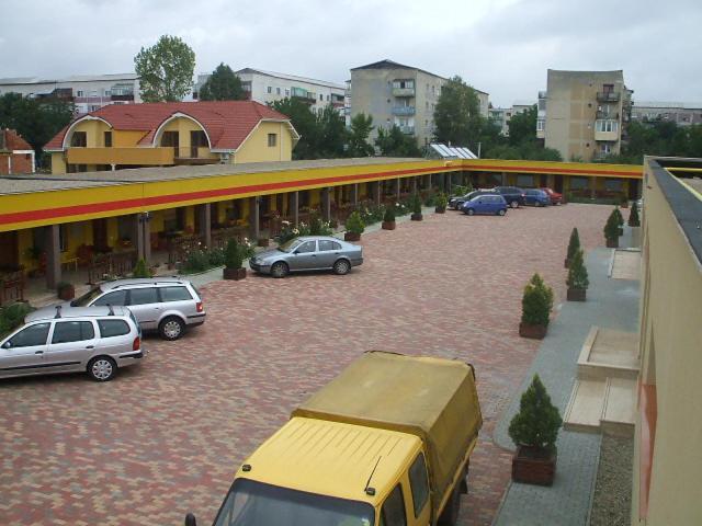 Motel Select Satu Mare Exterior photo